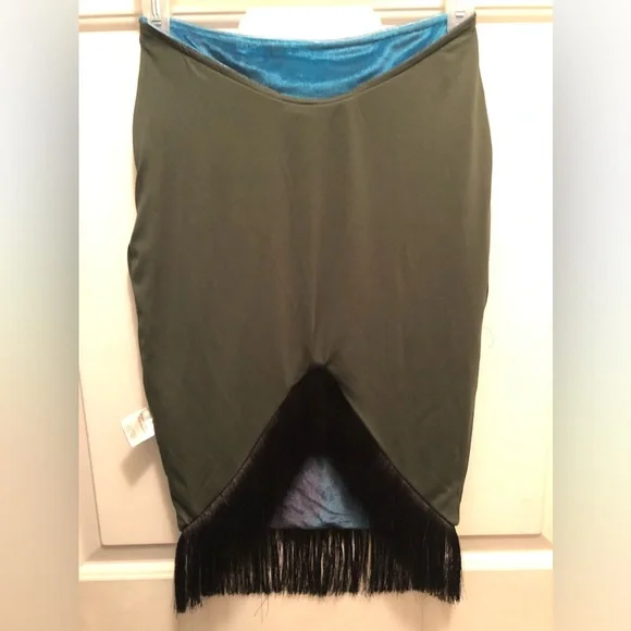 Farai London Party skirt - Picture 3 of 10